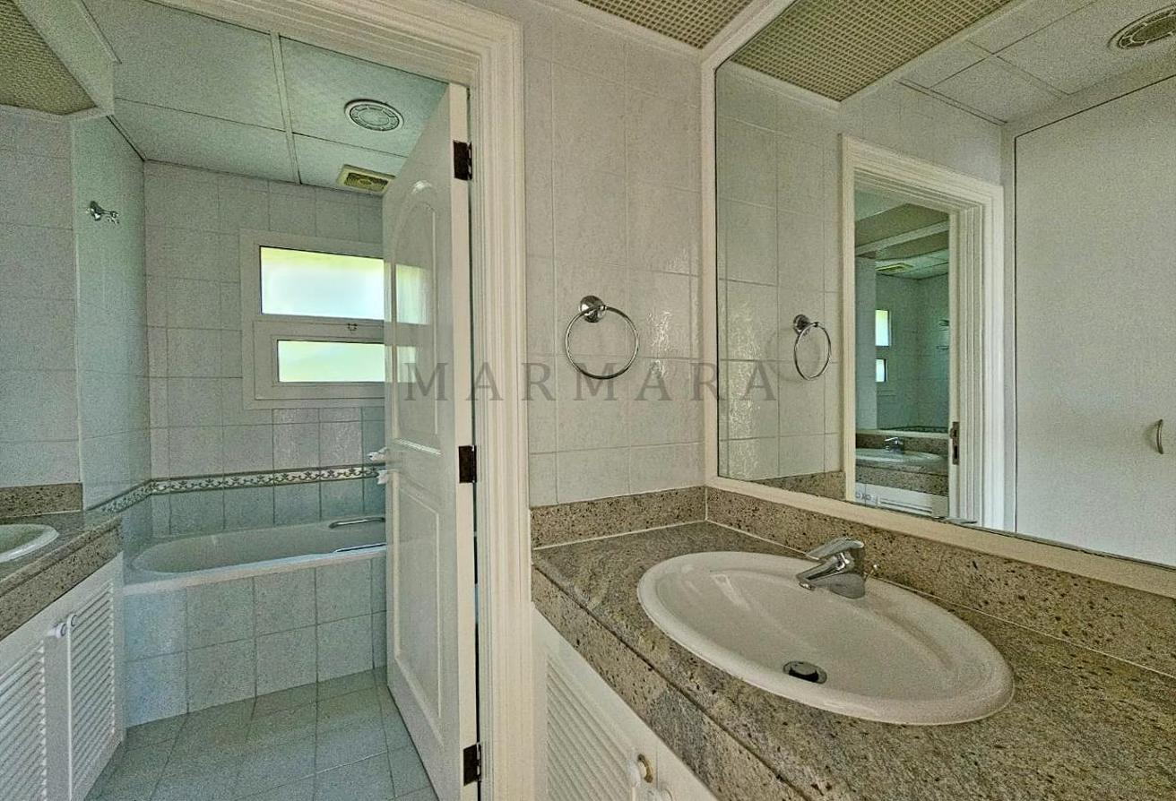 Umm Suqeim 1 Villas, United Arab Emirates Umm Suqeim 1 Villas, United Arab Emirates