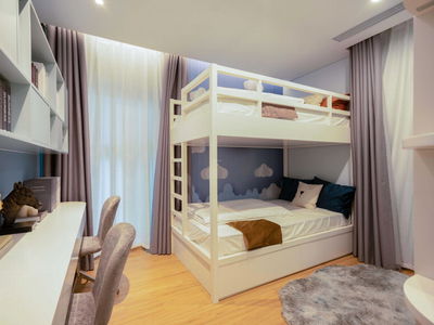 Moonlight 1, Vietnam Moonlight 1, Vietnam