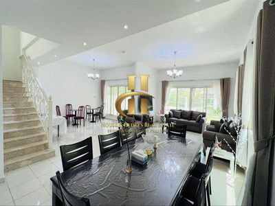 Circle Villas, United Arab Emirates  Circle Villas, United Arab Emirates