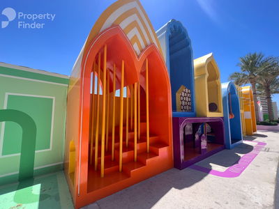 Breeze, United Arab Emirates  Breeze, United Arab Emirates