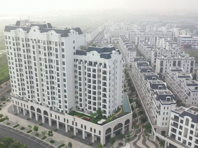 Swan Bay, Vietnam Swan Bay, Vietnam