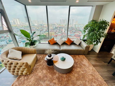 The Nine, Vietnam The Nine, Vietnam