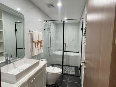 Hoang Thanh Pearl, Vietnam Hoang Thanh Pearl, Vietnam