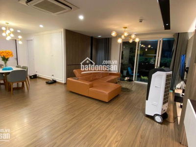 Golden Palace, Vietnam Golden Palace, Vietnam