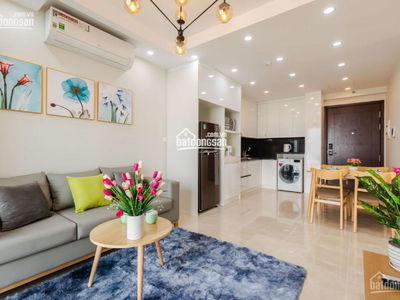 Golden Palace, Vietnam Golden Palace, Vietnam