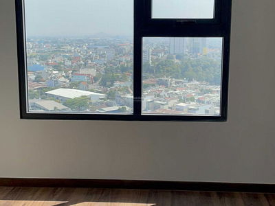 Charm City, Vietnam Charm City, Vietnam