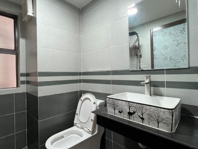 Cau Dien Street, Vietnam Cau Dien Street, Vietnam