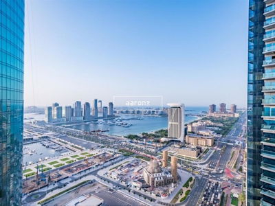 Cayan Tower, United Arab Emirates  Cayan Tower, United Arab Emirates