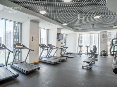 Cayan Tower, United Arab Emirates  Cayan Tower, United Arab Emirates