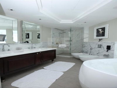 The Address BLVD Sky Collection, United Arab Emirates  The Address BLVD Sky Collection, United Arab Emirates