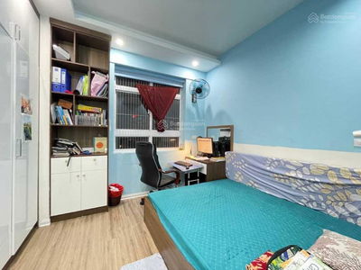 Phung Khoang Street, Vietnam Phung Khoang Street, Vietnam