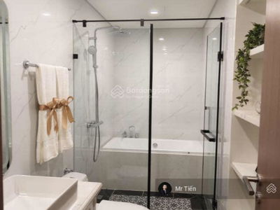 Hoang Thanh Pearl, Vietnam Hoang Thanh Pearl, Vietnam