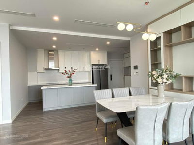 Khuong Trung Street, Vietnam Khuong Trung Street, Vietnam