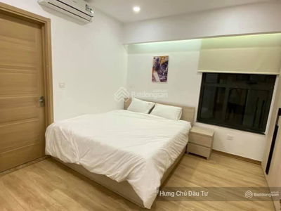 Hoang Hoa Tham Street, Vietnam Hoang Hoa Tham Street, Vietnam