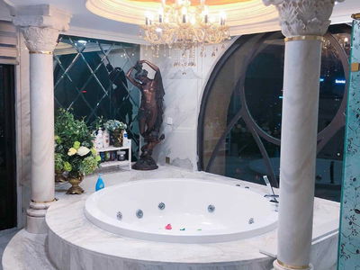 Hei Tower Dien Luc, Vietnam Hei Tower Dien Luc, Vietnam