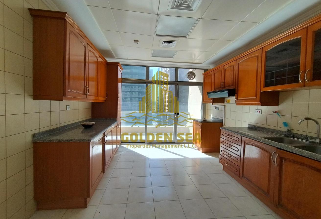 Al Safa Tower, United Arab Emirates Al Safa Tower, United Arab Emirates