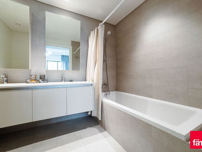 Breeze, United Arab Emirates  Breeze, United Arab Emirates