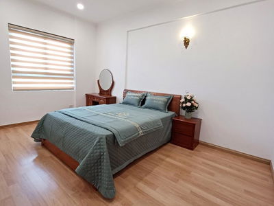 Trung Hoa Nhan Chinh, Vietnam Trung Hoa Nhan Chinh, Vietnam