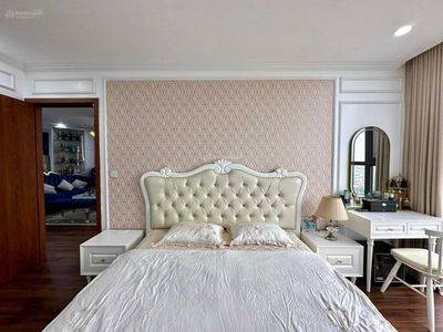 The Golden Palm Le Van Luong, Vietnam The Golden Palm Le Van Luong, Vietnam