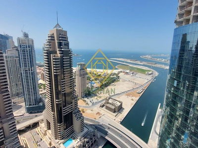 Cayan Tower, United Arab Emirates  Cayan Tower, United Arab Emirates