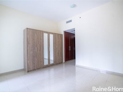 Emirates Crown, United Arab Emirates  Emirates Crown, United Arab Emirates