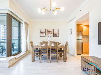 Al Murjan Building, United Arab Emirates  Al Murjan Building, United Arab Emirates