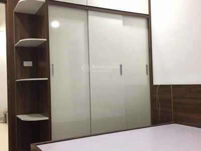 Au Co Street, Vietnam Au Co Street, Vietnam