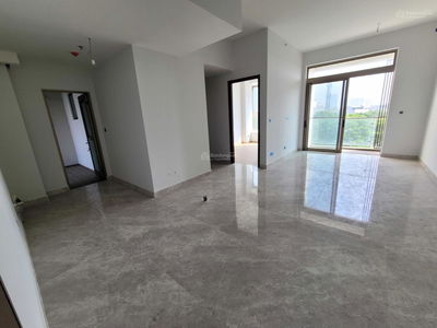 The Peak, Vietnam  The Peak, Vietnam