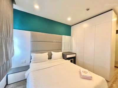 Sunrise City, Vietnam  Sunrise City, Vietnam