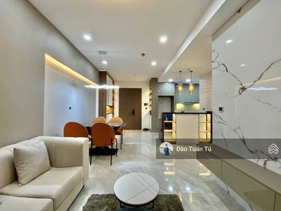 The Peak, Vietnam  The Peak, Vietnam