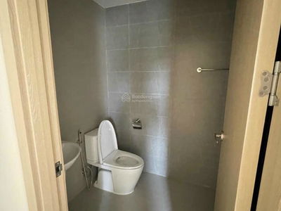 The Dragon Castle, Vietnam  The Dragon Castle, Vietnam