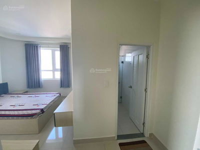 Topaz Elite, Vietnam Topaz Elite, Vietnam