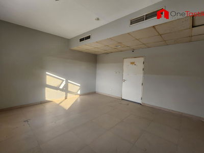 Phase 2, United Arab Emirates  Phase 2, United Arab Emirates