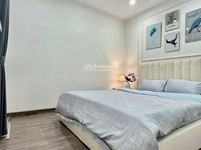 Him Lam Cho Lon, Vietnam Him Lam Cho Lon, Vietnam