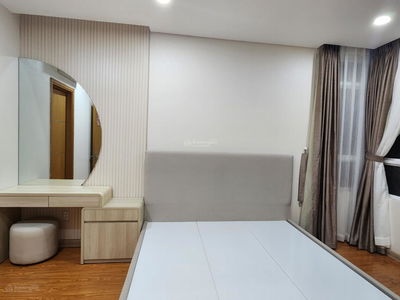 Him Lam Cho Lon, Vietnam Him Lam Cho Lon, Vietnam