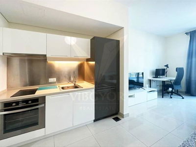 Claren Podium, United Arab Emirates  Claren Podium, United Arab Emirates