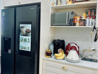 The Golden Palm Le Van Luong, Vietnam The Golden Palm Le Van Luong, Vietnam