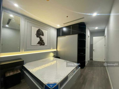 The Golden Armor, Vietnam The Golden Armor, Vietnam