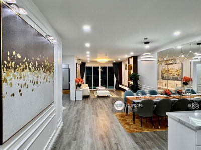 The Golden Palm Le Van Luong The Golden Palm Le Van Luong