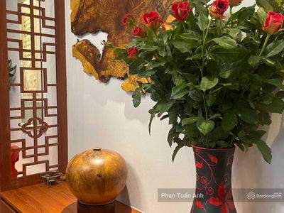 Golden Palace, Vietnam Golden Palace, Vietnam