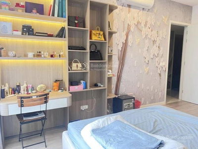 Trung Kinh Street, Vietnam Trung Kinh Street, Vietnam