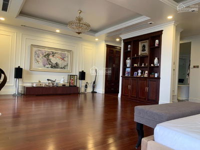 D'. Le Roi Soleil, Vietnam D'. Le Roi Soleil, Vietnam