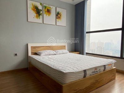 Lac Long Quan Street, Vietnam Lac Long Quan Street, Vietnam