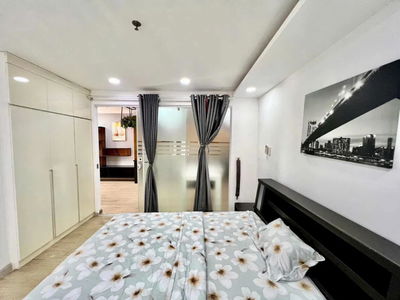 Scenic Valley, Vietnam Scenic Valley, Vietnam