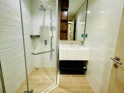 Ascentia, Vietnam Ascentia, Vietnam