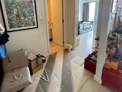 Gateway, Vietnam Gateway, Vietnam