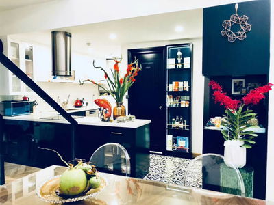 Happy In View, Vietnam Happy In View, Vietnam