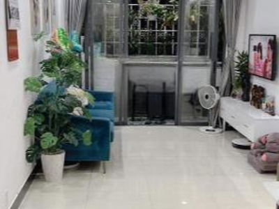 Ngo Tat To Street, Vietnam Ngo Tat To Street, Vietnam