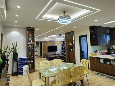 Dreamland Bonanza, Vietnam Dreamland Bonanza, Vietnam