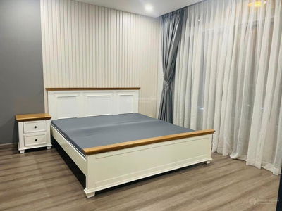 The Golden Star, Vietnam The Golden Star, Vietnam